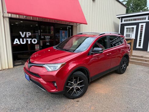 Used 2017 Toyota RAV4 SE w/ Power Extra Value Package AWD/4WD image 1