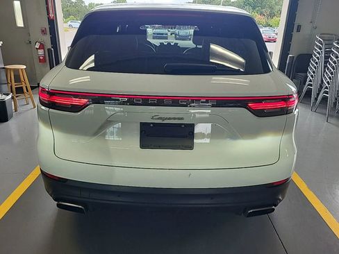 Used 2019 Porsche Cayenne AWD/4WD image 4