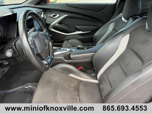 Used 2022 Chevrolet Camaro LT w/ Technology Package RWD image 12