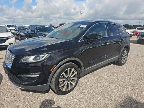 Used 2019 Lincoln MKC Reserve w/ MKC Climate Package AWD/4WD image 2