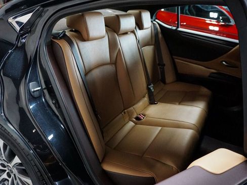 Used 2021 Lexus ES 250 w/ Premium Package image 58