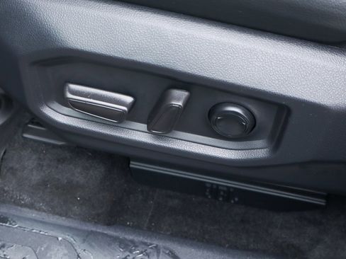 Used 2024 Toyota Tundra Limited w/ TRD Off-Road Package image 20