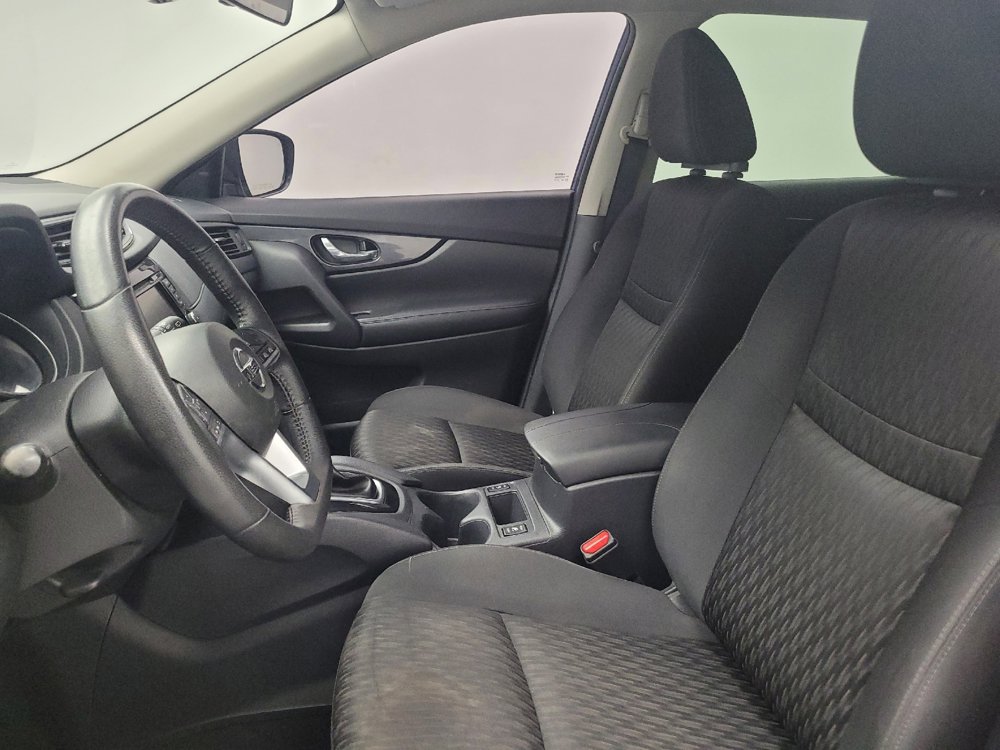 Used 2020 Nissan Rogue S w/ Special Edition Package FWD image 17