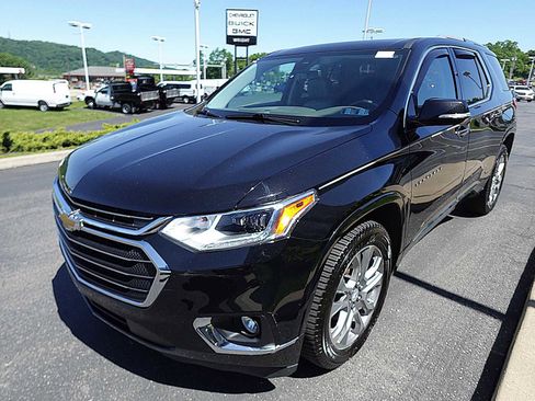 Used 2018 Chevrolet Traverse Premier AWD/4WD image 7