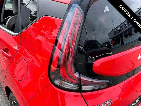 Used 2023 Kia Soul EX FWD image 22