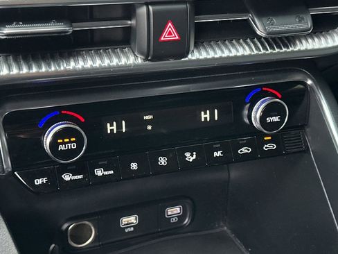 Used 2022 Kia K5 EX w/ EX Premium Package image 18