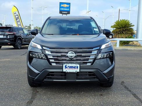 New 2026 Nissan Rogue S image 2