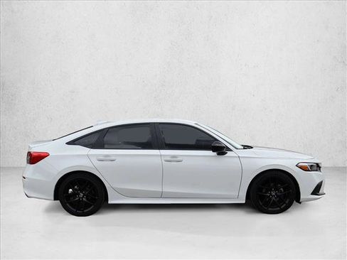Used 2024 Honda Civic Sport image 4