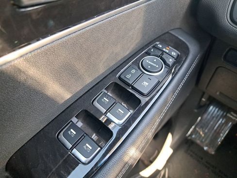 Used 2016 Kia Sorento EX w/ EX Touring Package AWD/4WD image 25