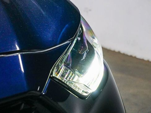 Used 2021 Toyota Highlander XSE image 4