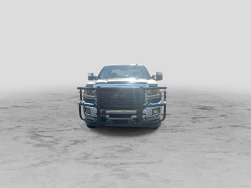 Used 2018 GMC Sierra 2500 SLT image 3