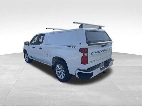 Used 2021 Chevrolet Silverado 1500 Custom w/ LPO, Dark Essentials Package AWD/4WD image 7