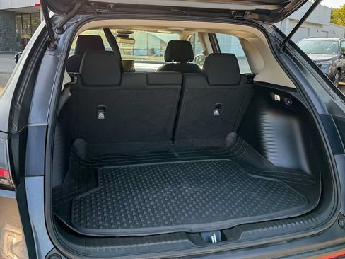 Used 2024 Honda HR-V LX image 12