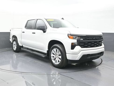 Used 2025 Chevrolet Silverado 1500 Custom AWD/4WD image 19