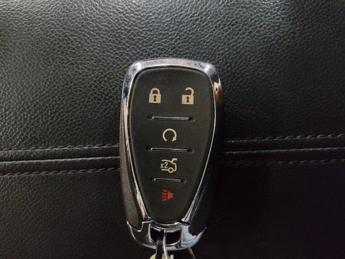 Used 2023 Chevrolet Malibu LT FWD image 32