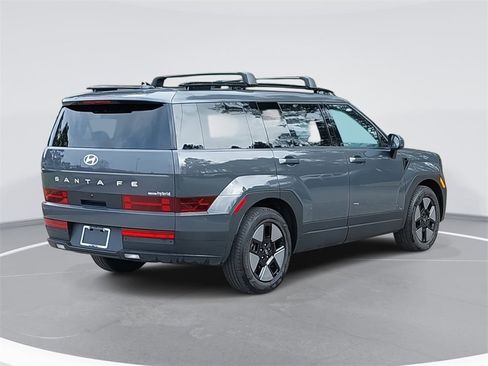 Used 2025 Hyundai Santa Fe SEL image 5