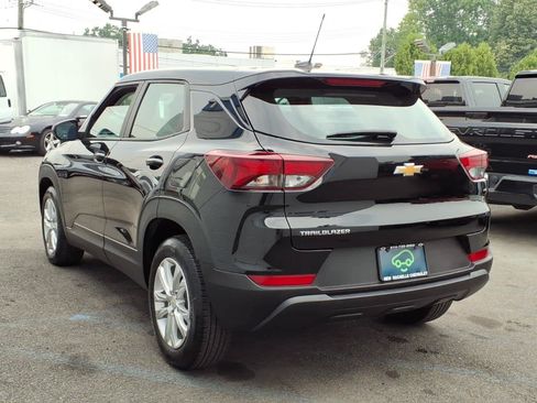 Certified 2023 Chevrolet TrailBlazer LS FWD image 4