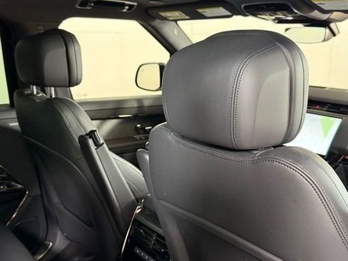 Certified 2024 Land Rover Range Rover Sport SE image 27