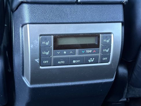 Used 2017 Lexus GX 460 Premium image 16