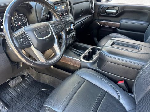 Used 2021 GMC Sierra 2500 Denali w/ Denali Ultimate Package AWD/4WD image 10