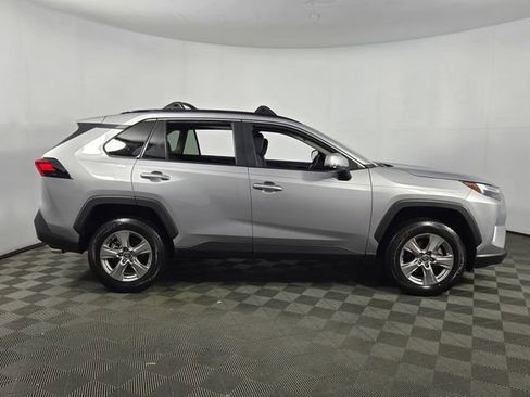 Used 2025 Toyota RAV4 XLE w/ Convenience Package FWD image 10