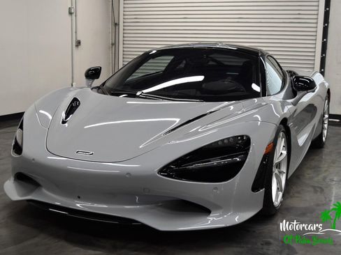 Used 2025 McLaren 750S image 4