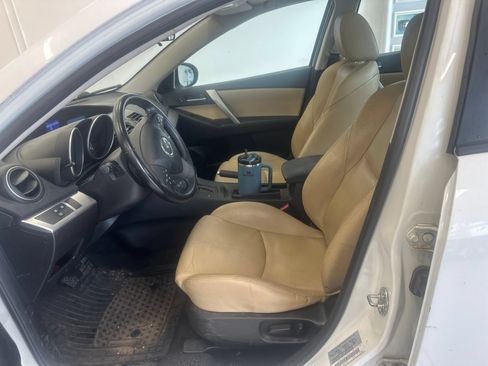 Used 2013 MAZDA MAZDA3 i Grand Touring FWD image 4