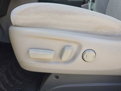 Used 2017 Toyota Sienna LE FWD image 15