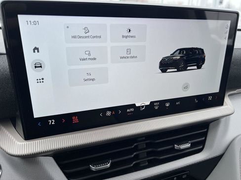 New 2026 Ford Explorer Active w/ Active Comfort Package image 27