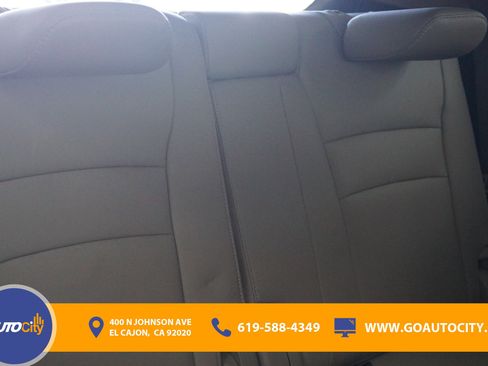 Used 2016 Honda Pilot Touring image 15