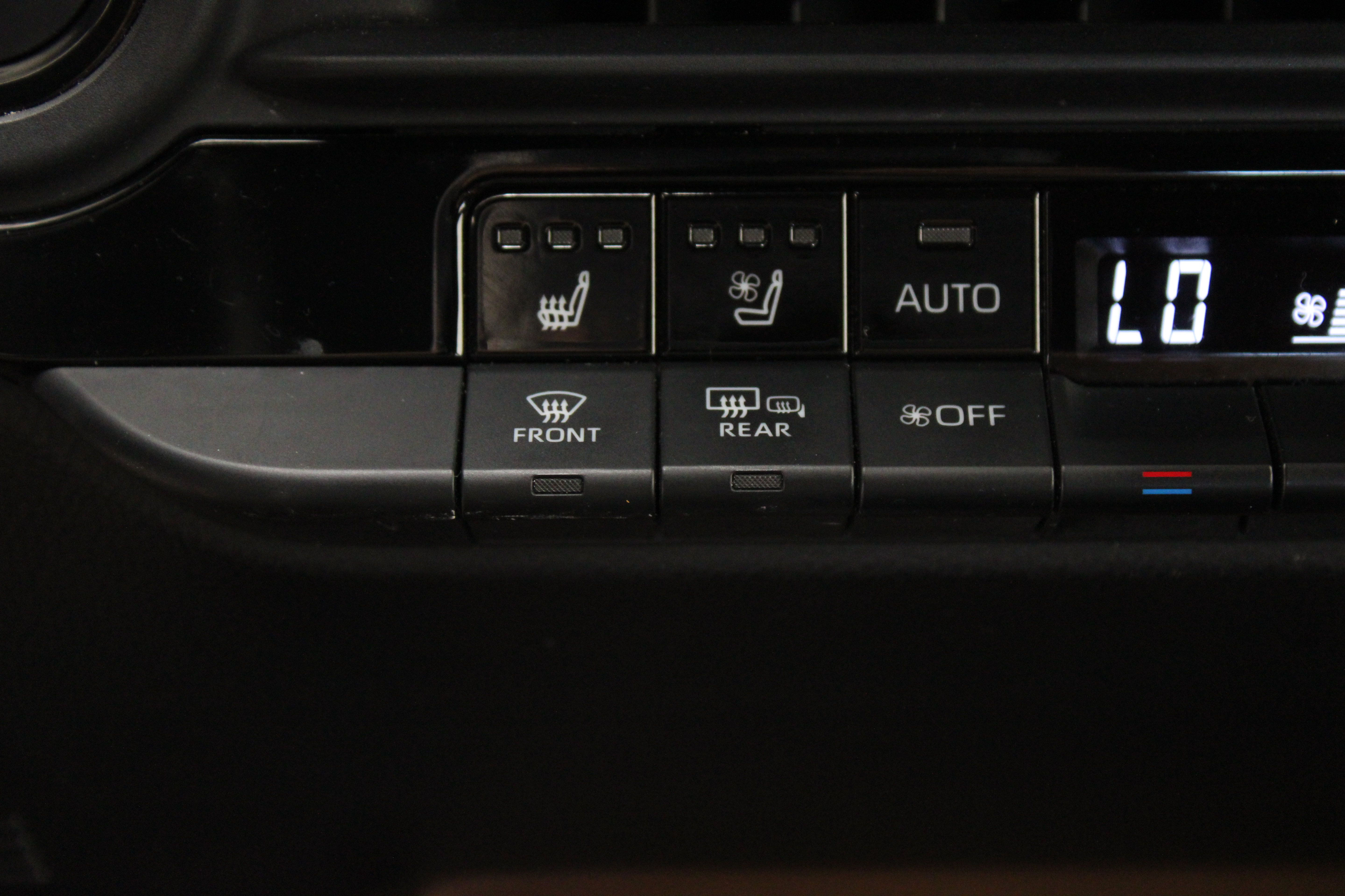 Used 2025 Toyota Crown w/ Advanced Technology Package AWD/4WD image 21