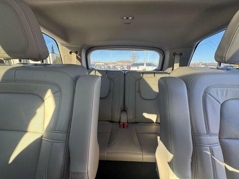 Used 2021 Lincoln Aviator Reserve w/ Equipment Group 202A image 27