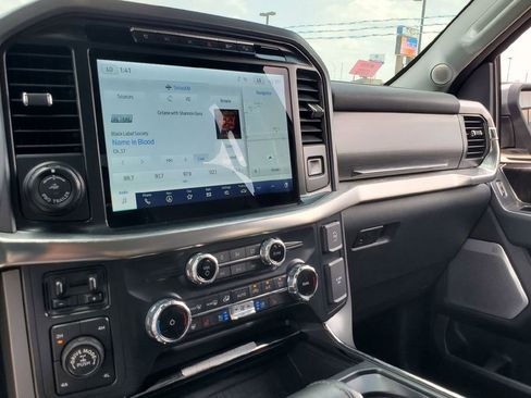 Used 2022 Ford F150 Lariat w/ Equipment Group 502A High AWD/4WD image 10
