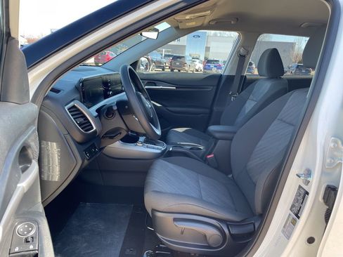 New 2026 Kia Seltos LX image 8
