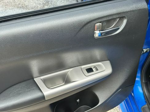 Used 2009 Subaru Impreza WRX Premium image 16