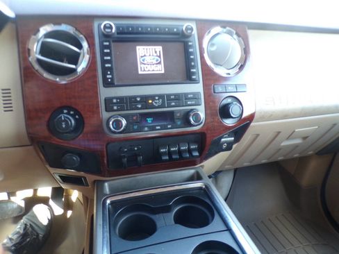 Used 2012 Ford F250 King Ranch w/ King Ranch w/Chrome Pkg image 10