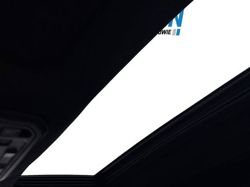 Used 2025 Toyota Tacoma TRD Off-Road image 19