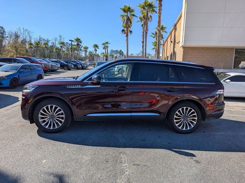 Certified 2022 Lincoln Aviator Reserve w/ Elements Package Plus image 8