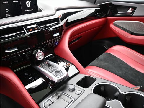 Used 2023 Acura MDX A-Spec image 4