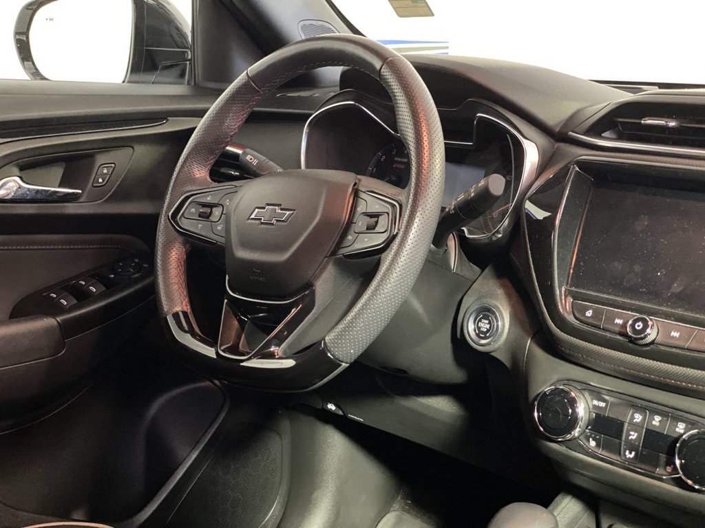 Used 2023 Chevrolet TrailBlazer RS w/ Convenience Package FWD image 10