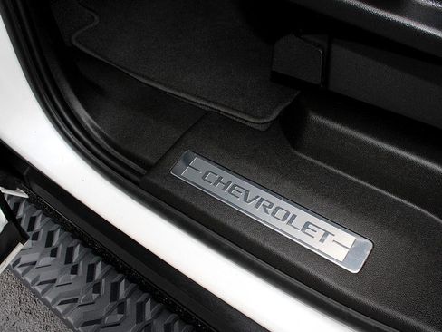 Used 2022 Chevrolet Tahoe Z71 w/ Luxury Package image 21