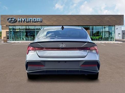 New 2026 Hyundai Elantra Sport image 6