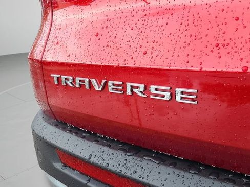 New 2026 Chevrolet Traverse LT image 5