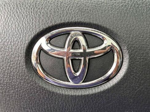 Used 2024 Toyota Camry SE w/ Convenience Package FWD image 23