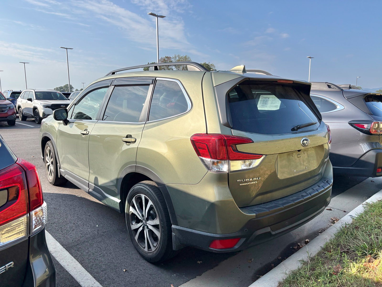Used 2021 Subaru Forester Limited AWD/4WD image 4