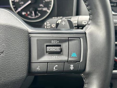 Certified 2025 Nissan Rogue SV w/ SV Premium Package FWD image 21