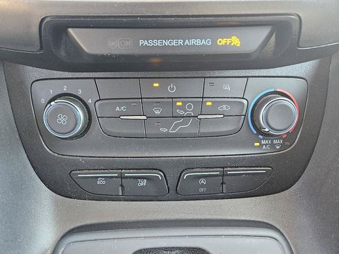 Used 2022 Ford Transit Connect XLT FWD image 31