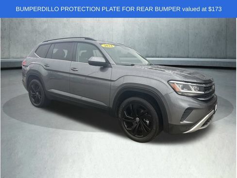 Used 2023 Volkswagen Atlas SE w/ Black Wheel Package AWD/4WD image 9