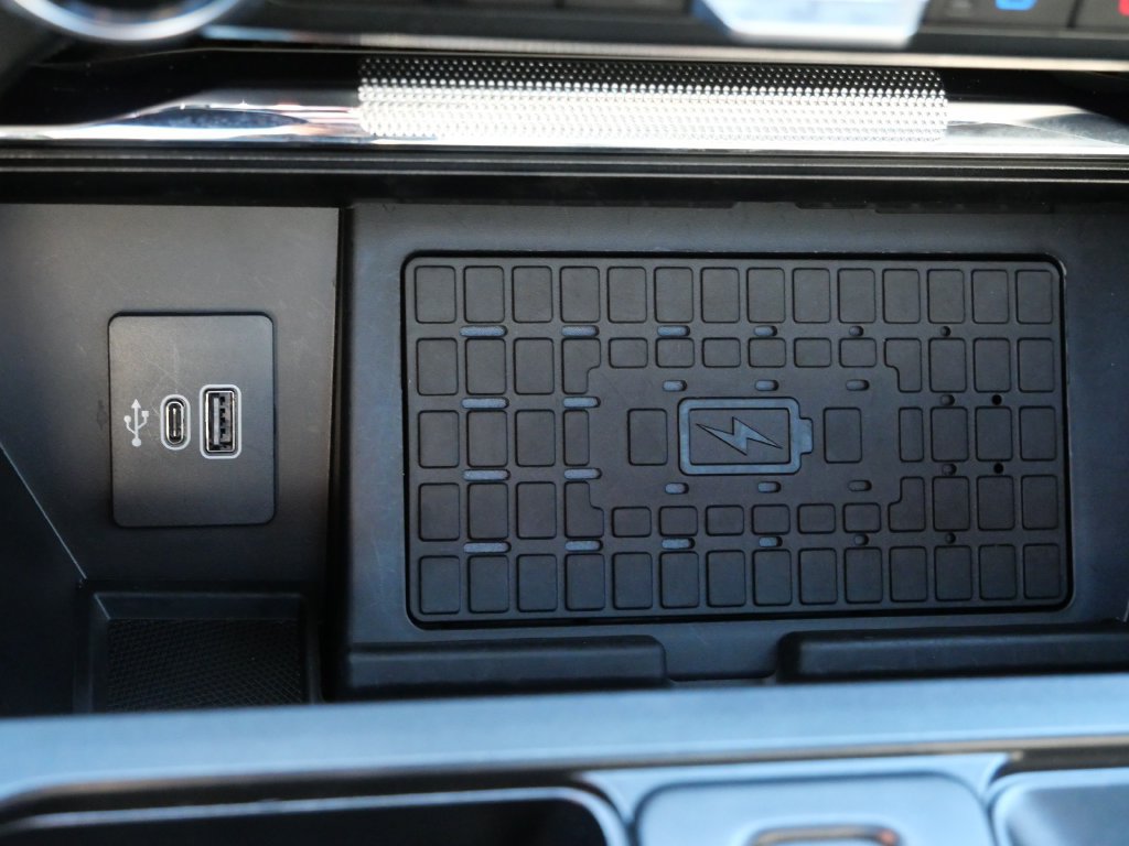 Certified 2025 Ford F150 Raptor AWD/4WD image 27