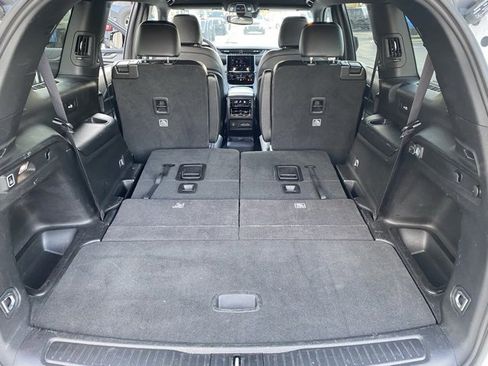 Used 2023 Jeep Grand Cherokee L Laredo image 26